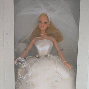 Mattel Blushing Bride Collector Barbie Doll💍